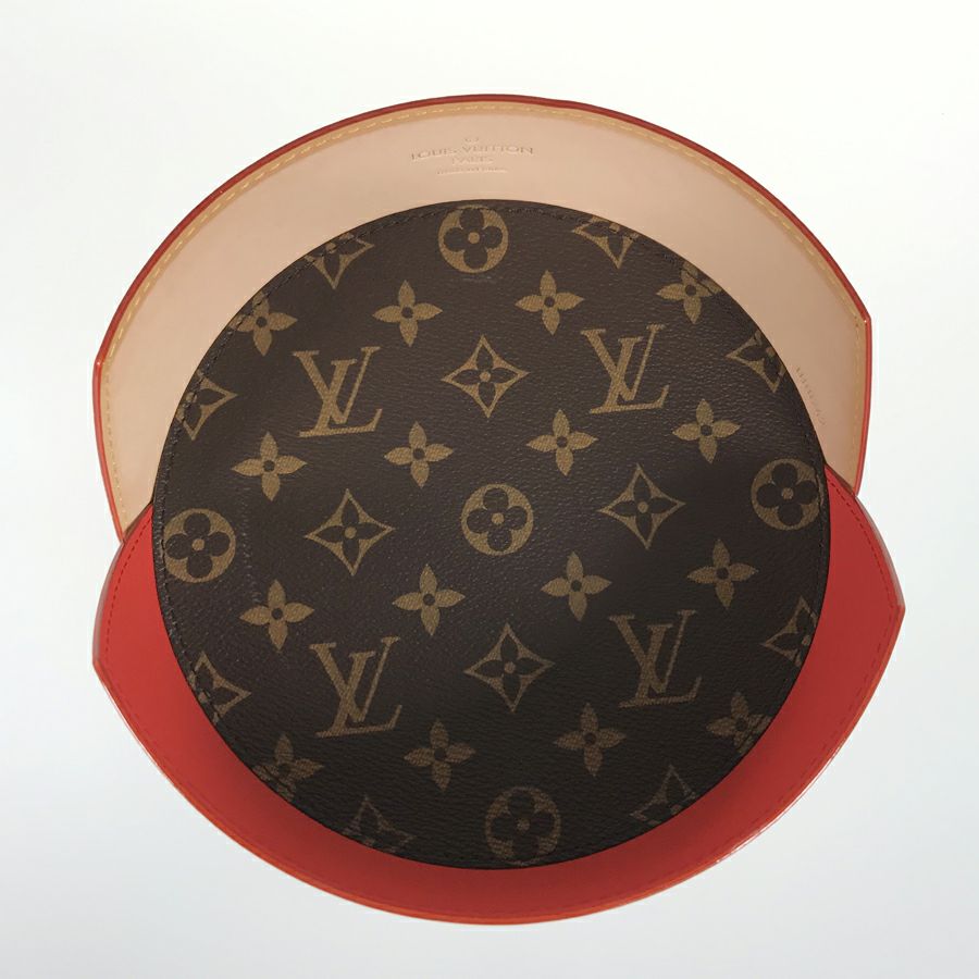 ルイ・ヴィトン 食器