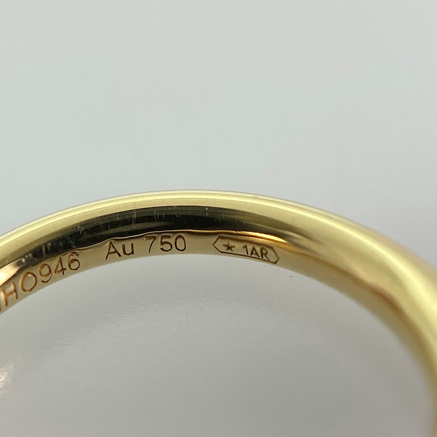 カルティエ ピアス