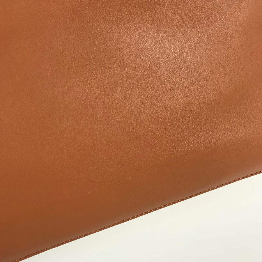 フェンディ ハンドバッグ