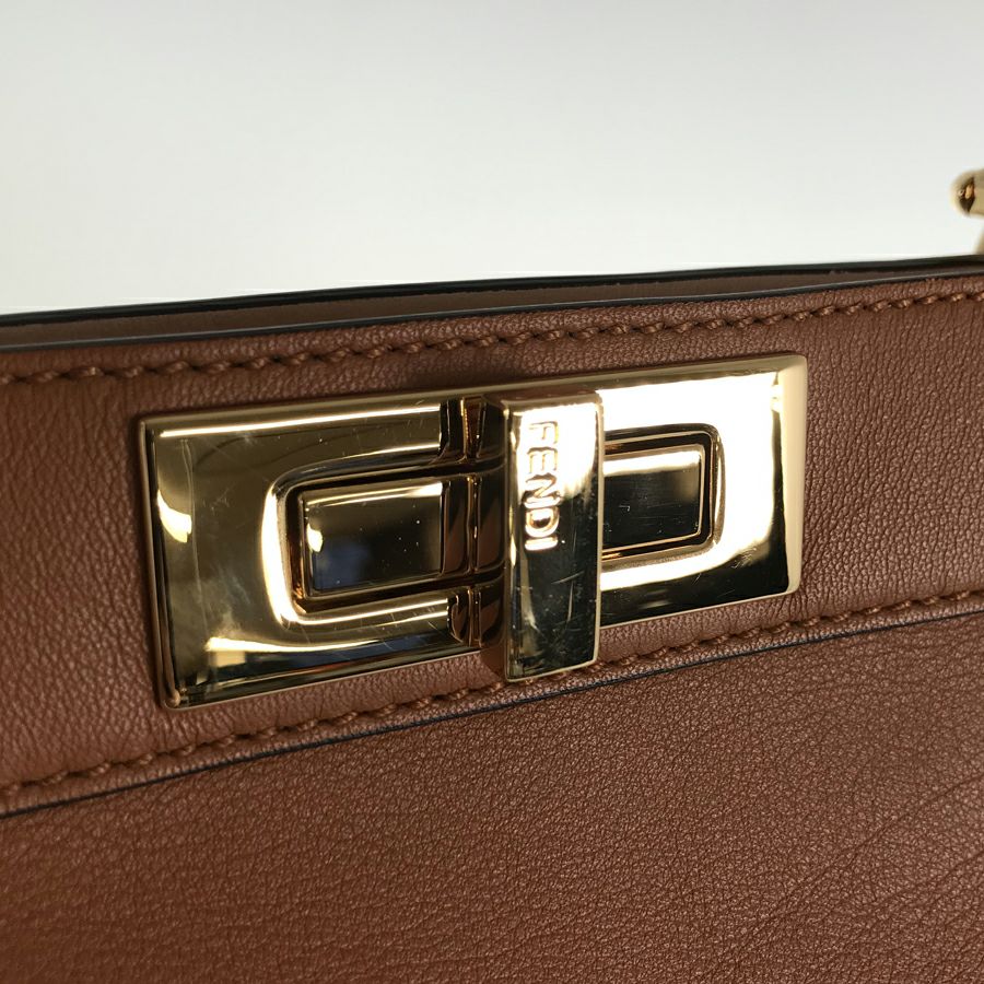 フェンディ ハンドバッグ