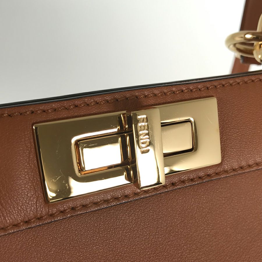 フェンディ ハンドバッグ