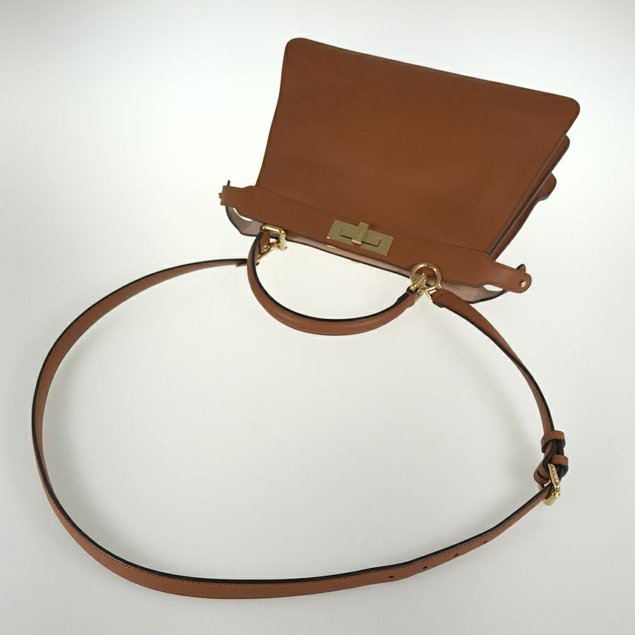 フェンディ ハンドバッグ