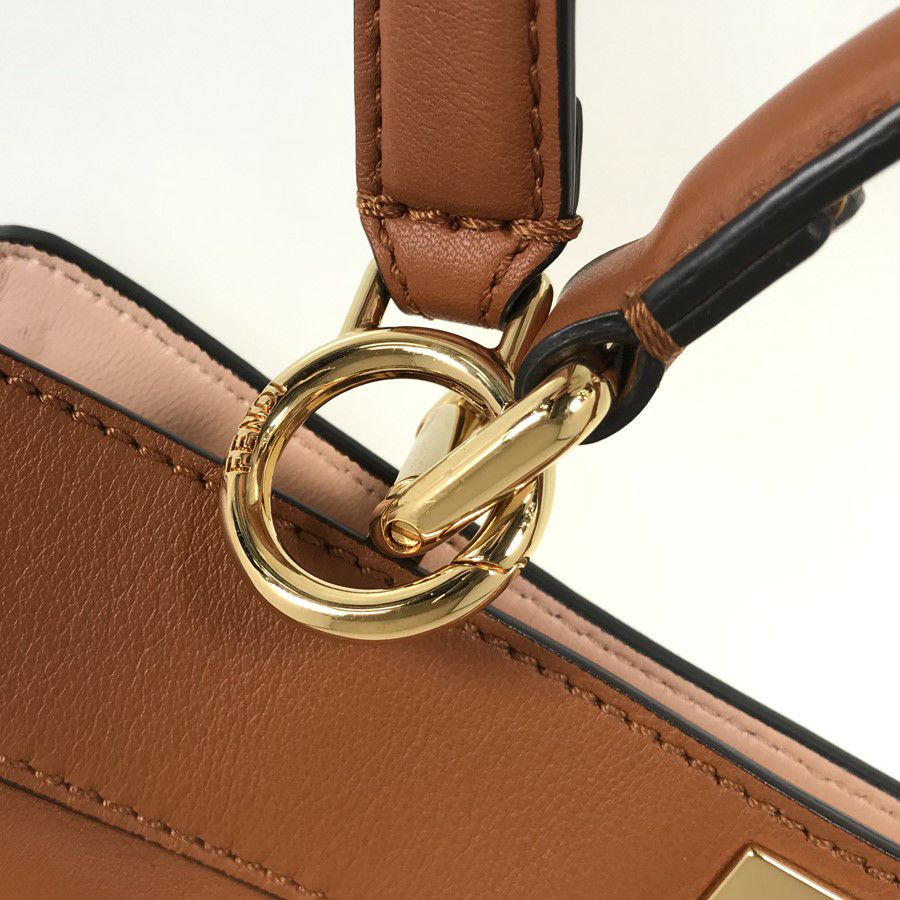 フェンディ ハンドバッグ