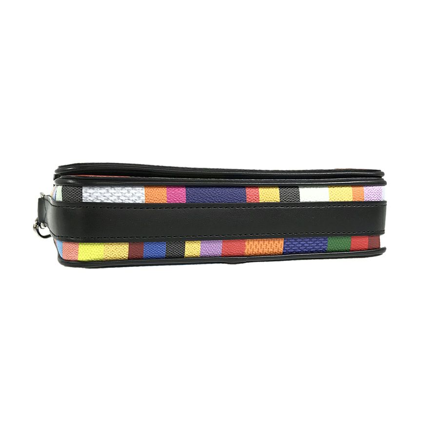 ルイ・ヴィトン ダミエグラフィット 3D ステュディオ メッセンジャー  ショルダーバッグ