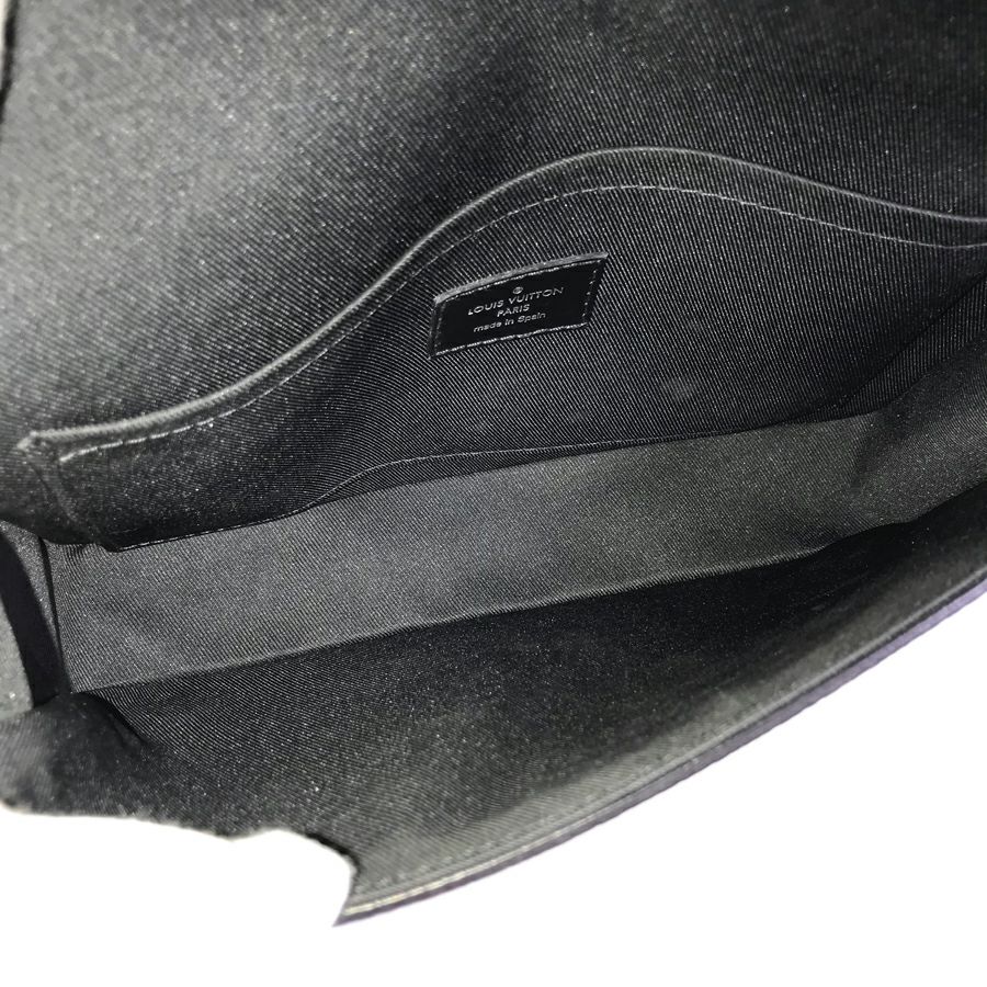 ルイ・ヴィトン ダミエグラフィット 3D ステュディオ メッセンジャー  ショルダーバッグ