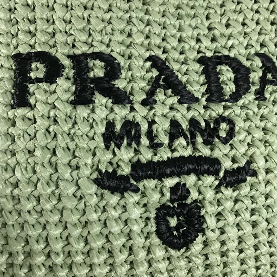 プラダ ハンドバッグ