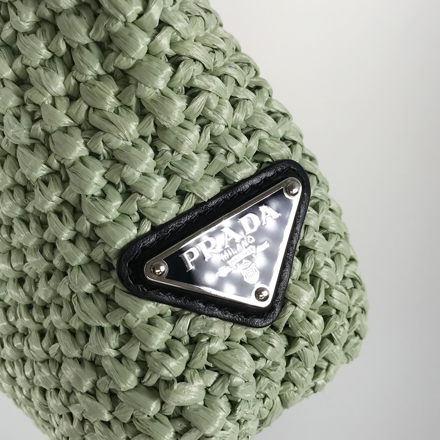 プラダ ハンドバッグ