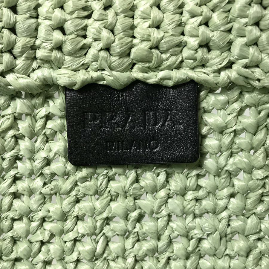 プラダ ハンドバッグ