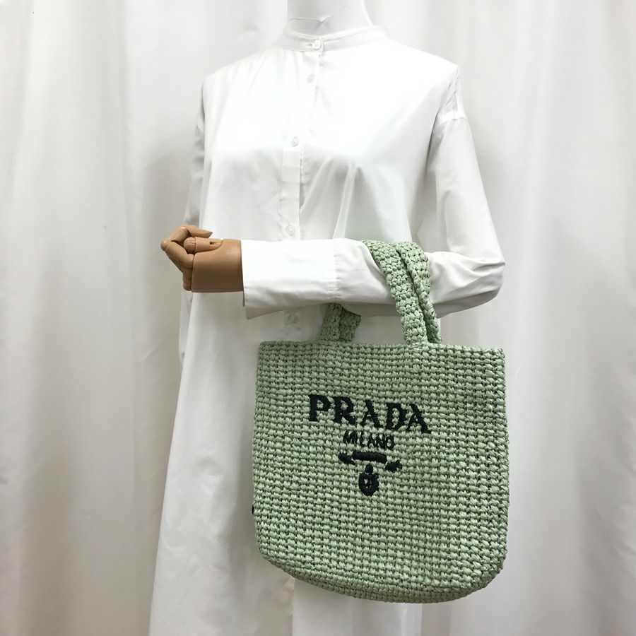 プラダ ハンドバッグ