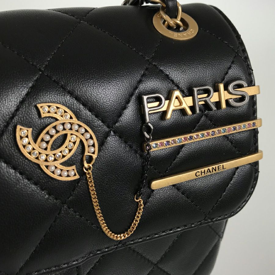 シャネル ショルダーバッグ