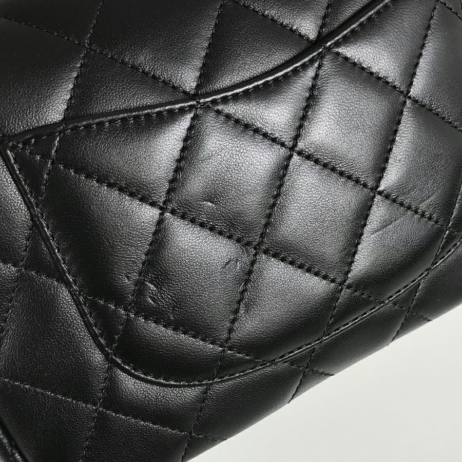 シャネル ショルダーバッグ