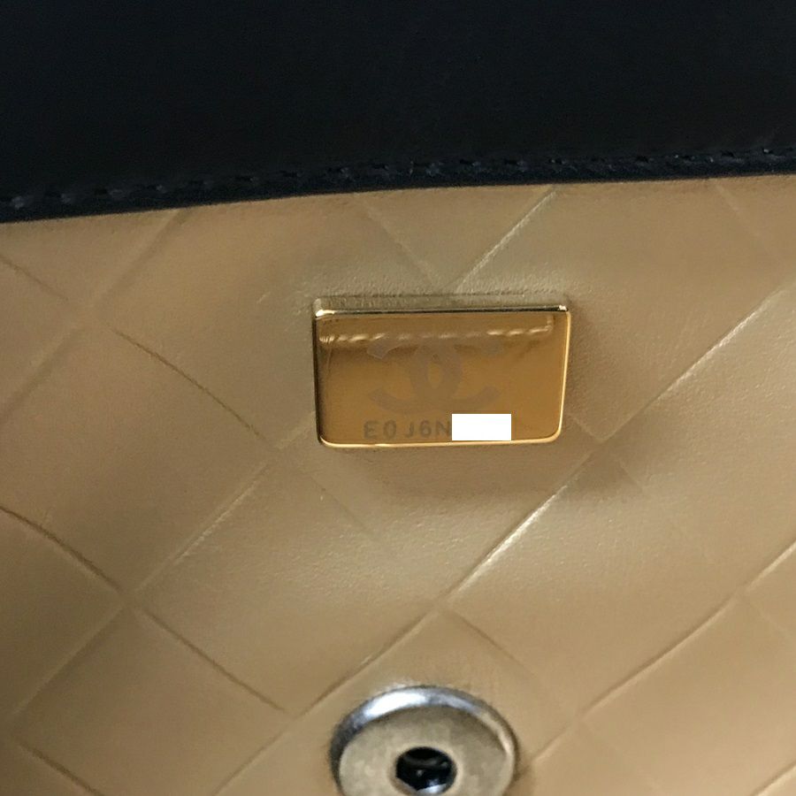 シャネル ショルダーバッグ