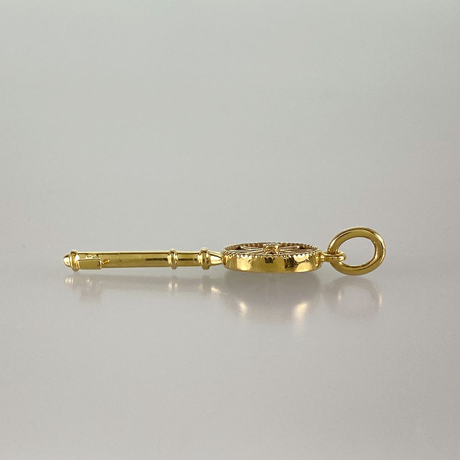 ティファニー ペンダントトップ