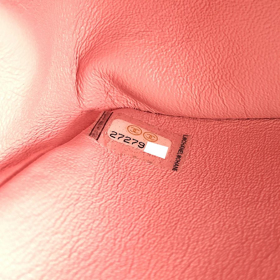 シャネル ミニ マトラッセ  ショルダーバッグ