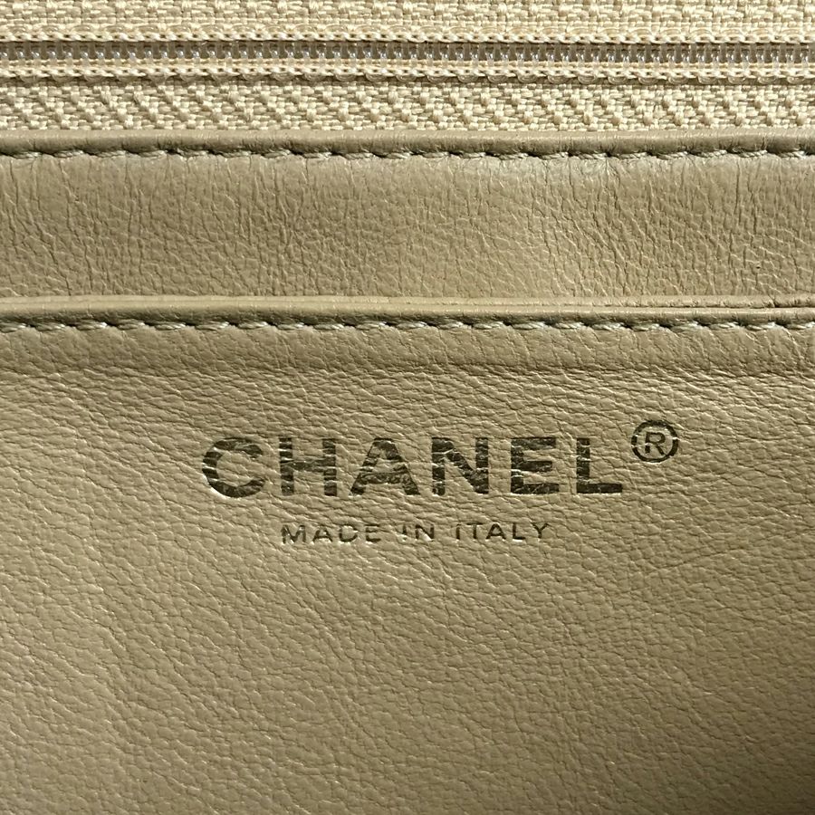 シャネル ハンドバッグ