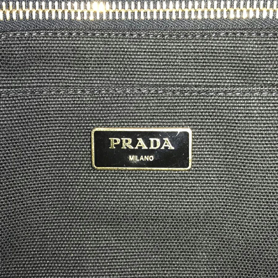 プラダ トートバッグ