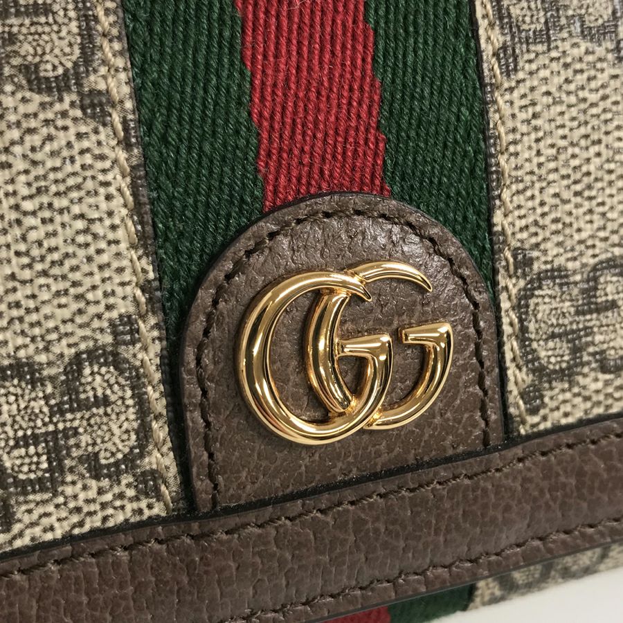 グッチ 三つ折り財布