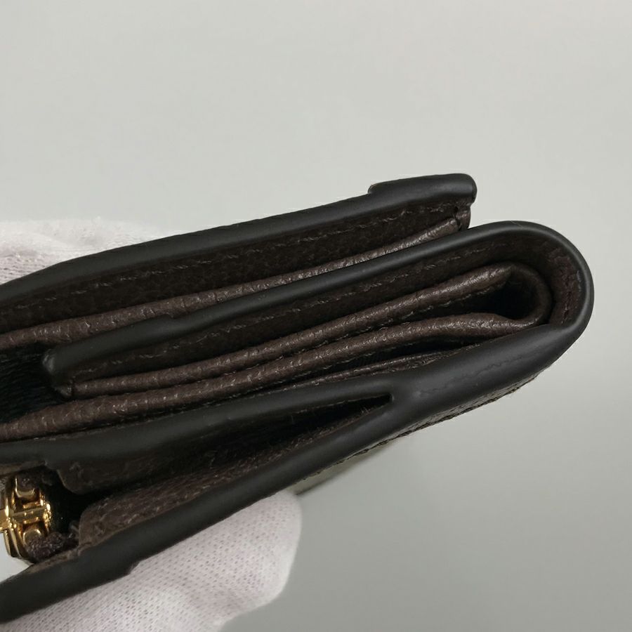 グッチ 三つ折り財布