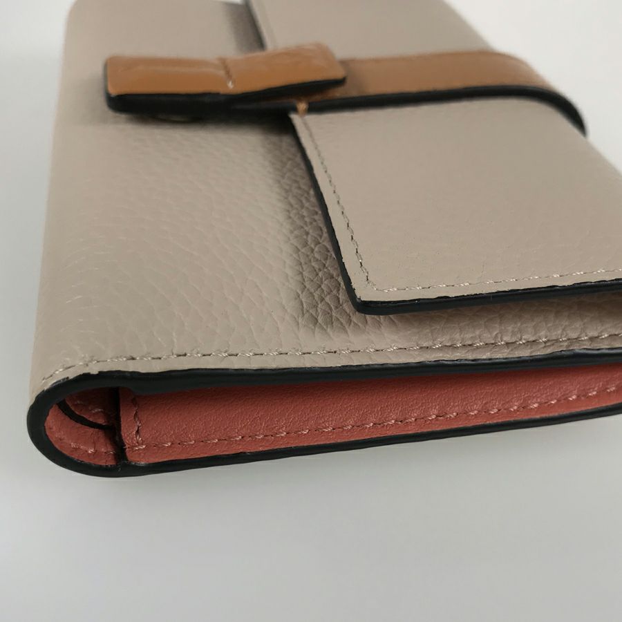 ロエベ 三つ折り財布