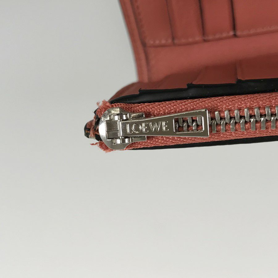 ロエベ 三つ折り財布