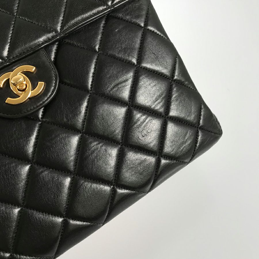 シャネル ショルダーバッグ