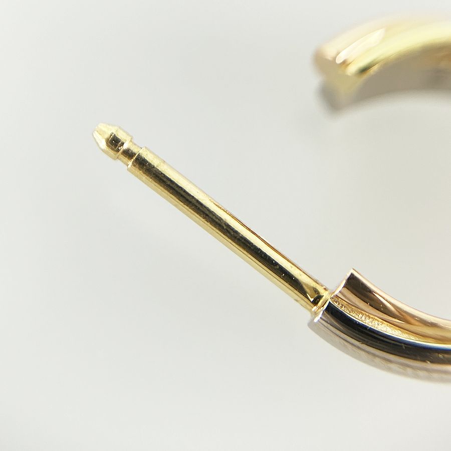 カルティエ ピアス