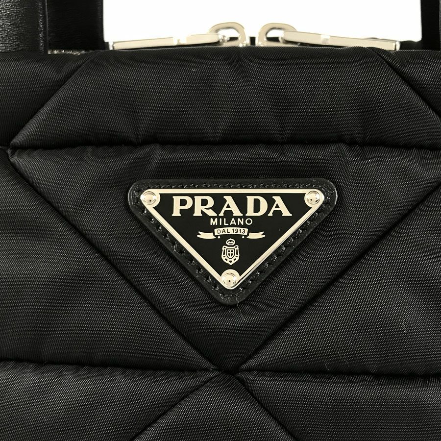 プラダ トートバッグ