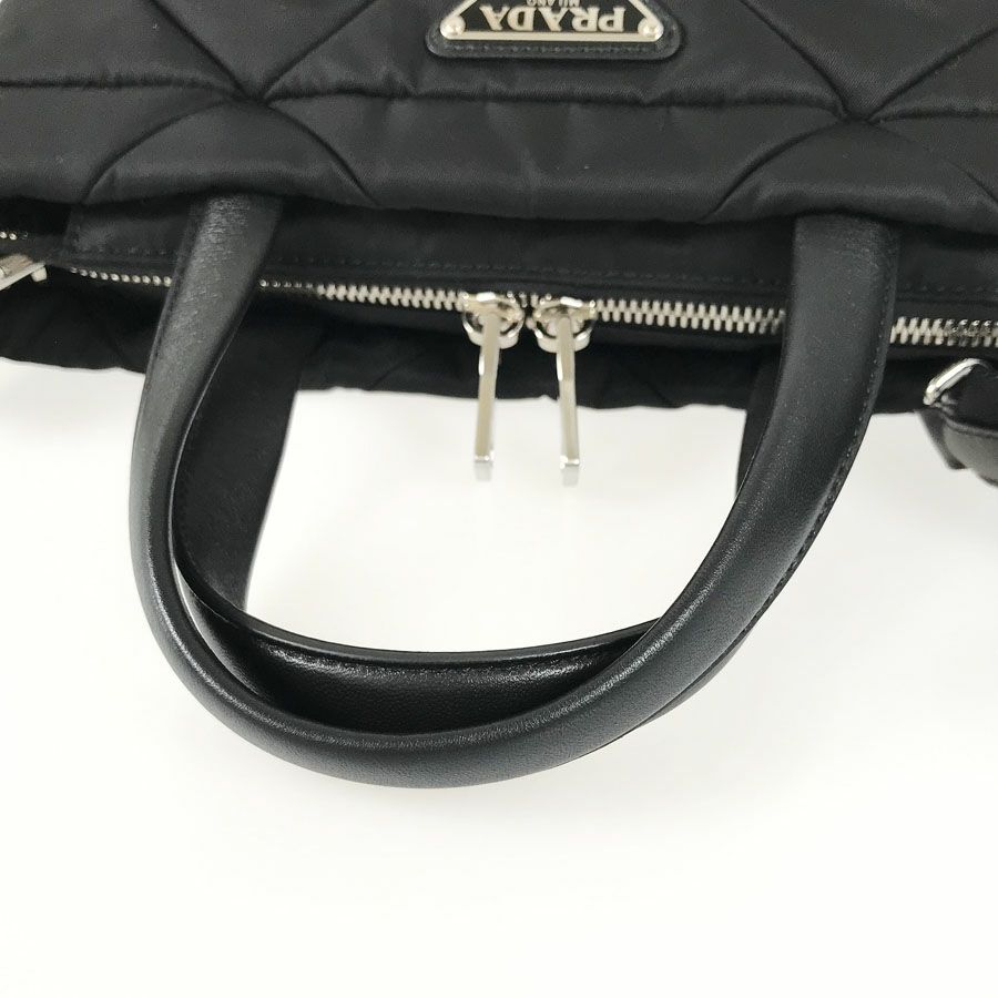 プラダ トートバッグ