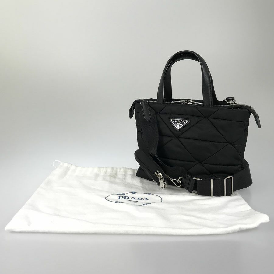 プラダ トートバッグ