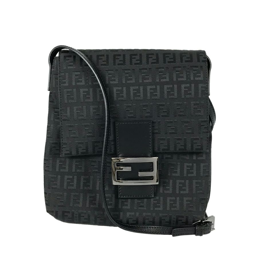 フェンディ ショルダーバッグ