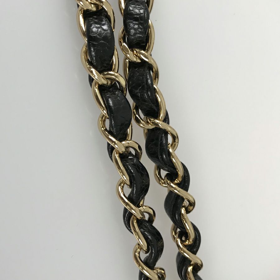 シャネル ショルダーバッグ