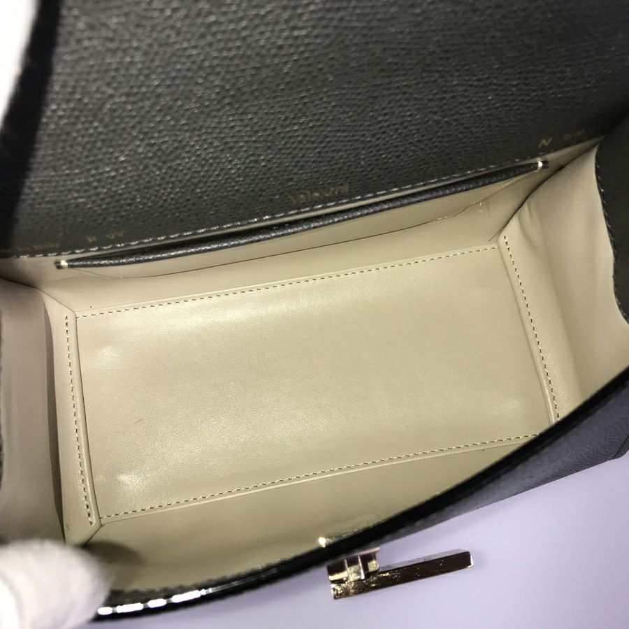 ヴァレクストラ ハンドバッグ