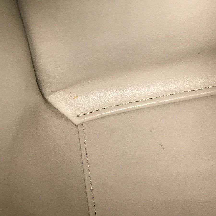 ヴァレクストラ ハンドバッグ