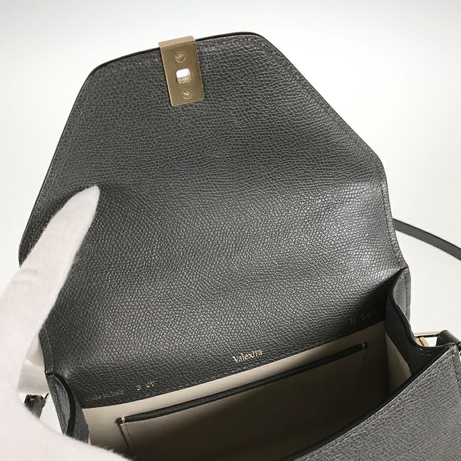 ヴァレクストラ ハンドバッグ
