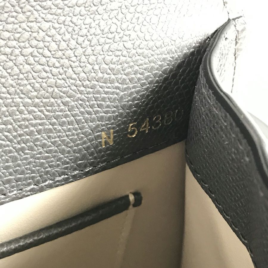 ヴァレクストラ ハンドバッグ