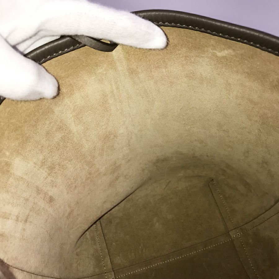 ザ ロウ トートバッグ