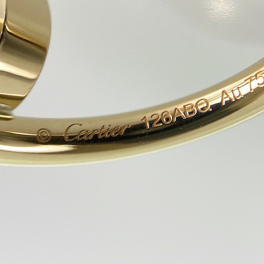 カルティエ ピアス