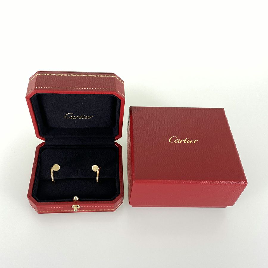 カルティエ ピアス