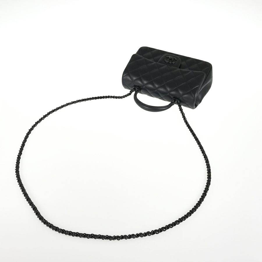 シャネル ショルダーバッグ