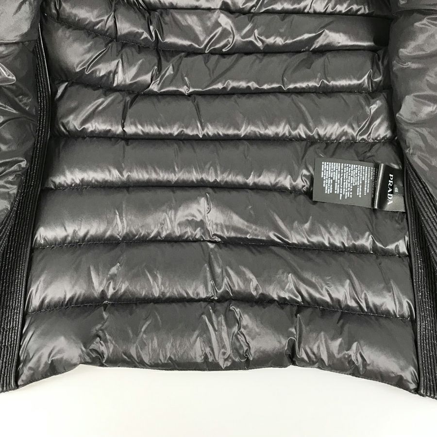 プラダ メンズ ダウンジャケット