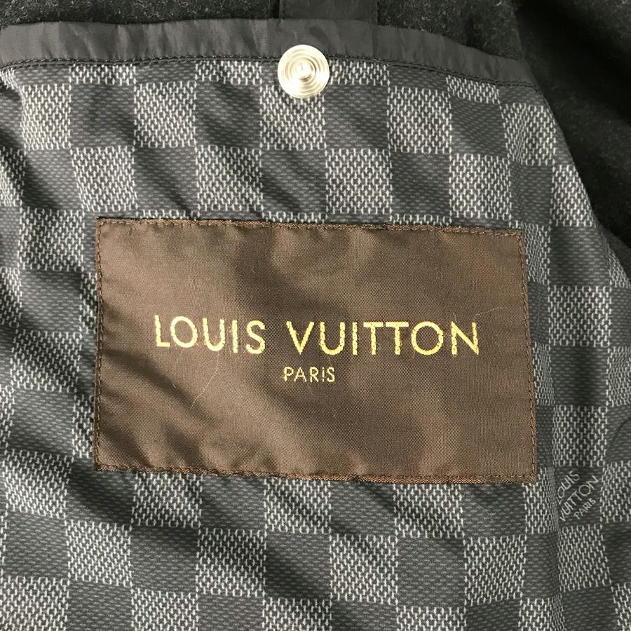 ルイ・ヴィトン メンズ ダウンジャケット