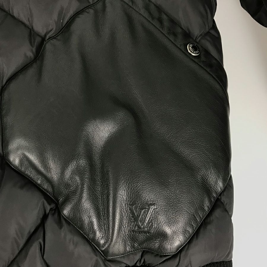 ルイ・ヴィトン メンズ ダウンジャケット