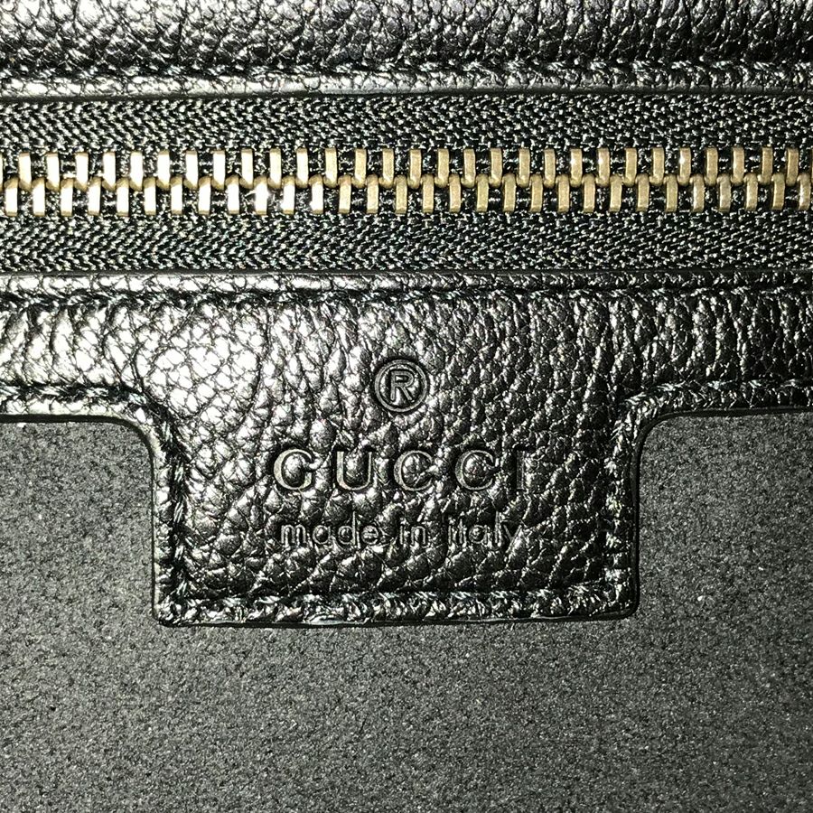 グッチ ショルダーバッグ