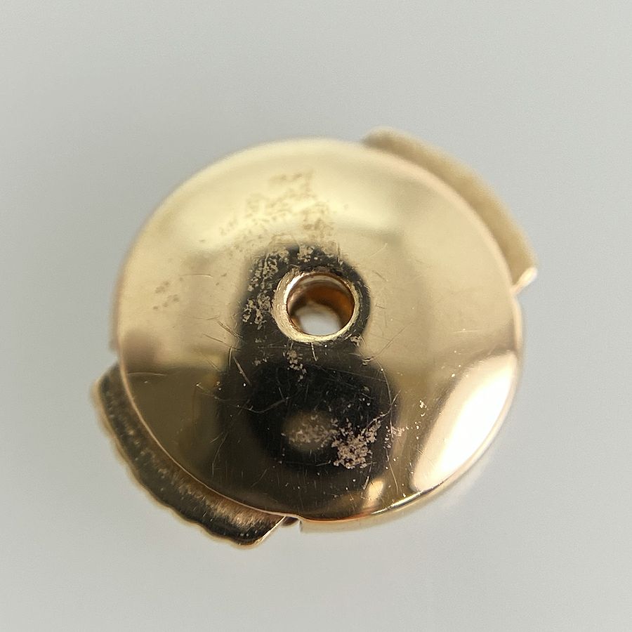 カルティエ ピアス