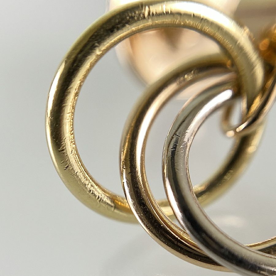 カルティエ ピアス