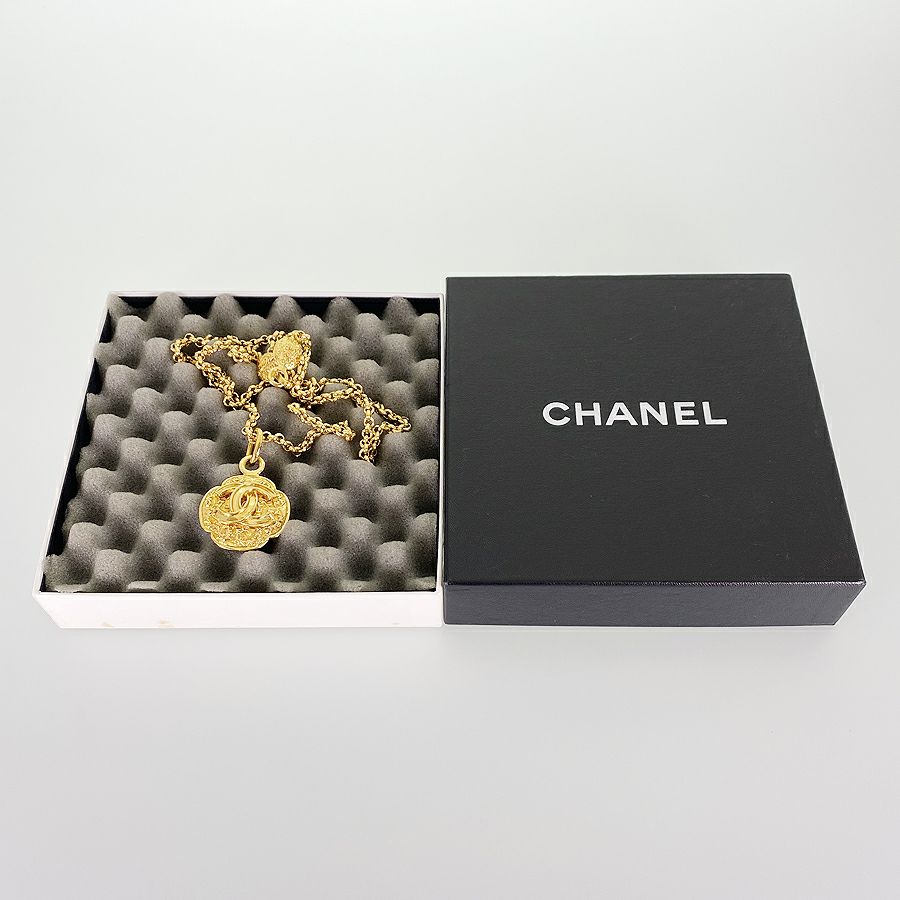 シャネル ロングネックレス