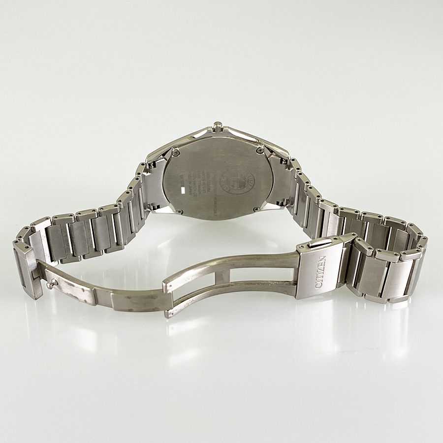 シチズン 8826-T024254 ユニセックス 腕時計