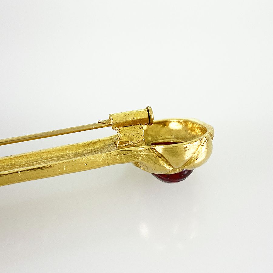 シャネル ブローチ