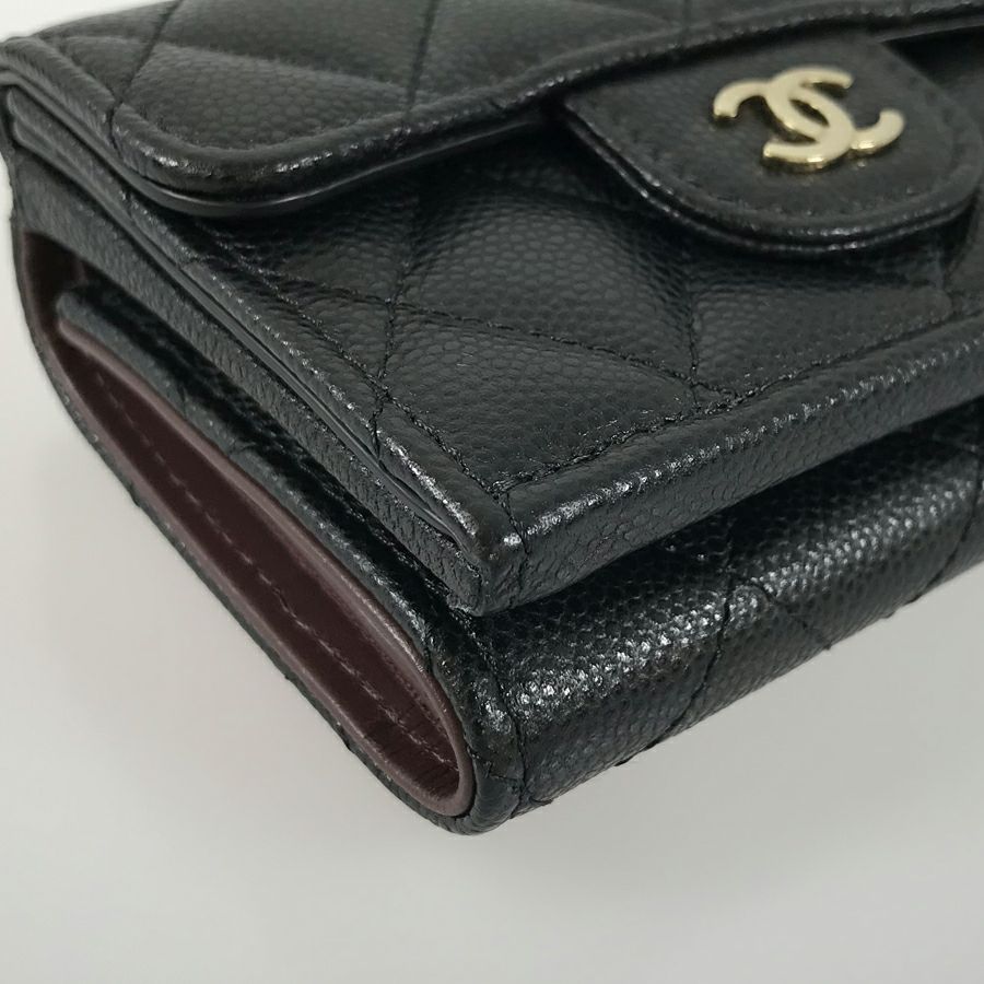 シャネル 三つ折り財布