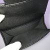 シャネル 三つ折り財布